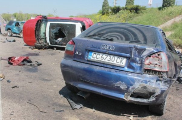 Cum a fost posibil accidentul cu 7 victime, dintre care 2 în comă: oamenii legii suspectează că şoferul vinovat se urcase băut la volan!